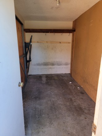 Garage storage space